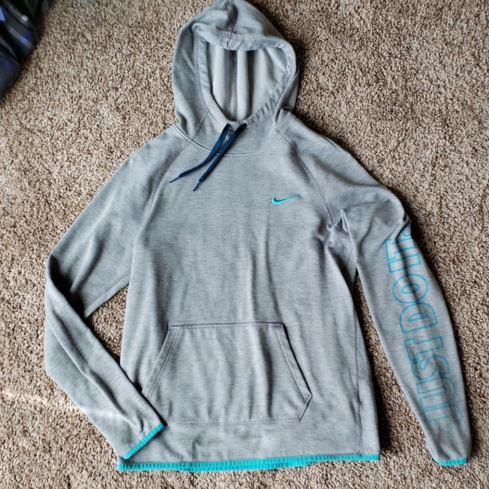 Nike sweatshirt